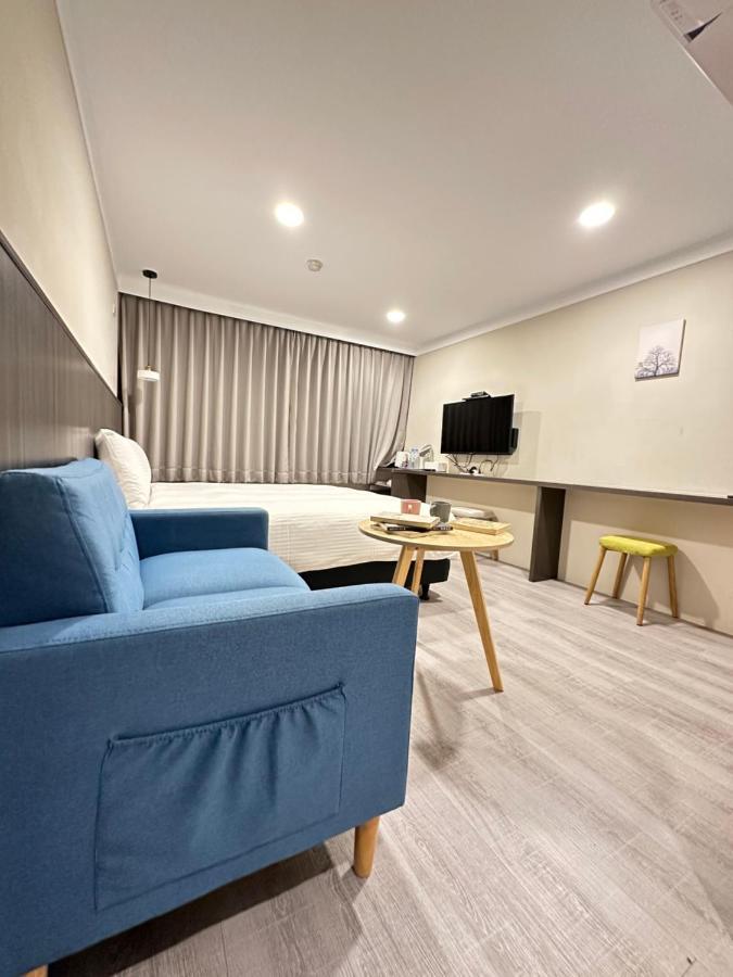 Yoshi Hotel - Tainan Station Branch Exterior foto